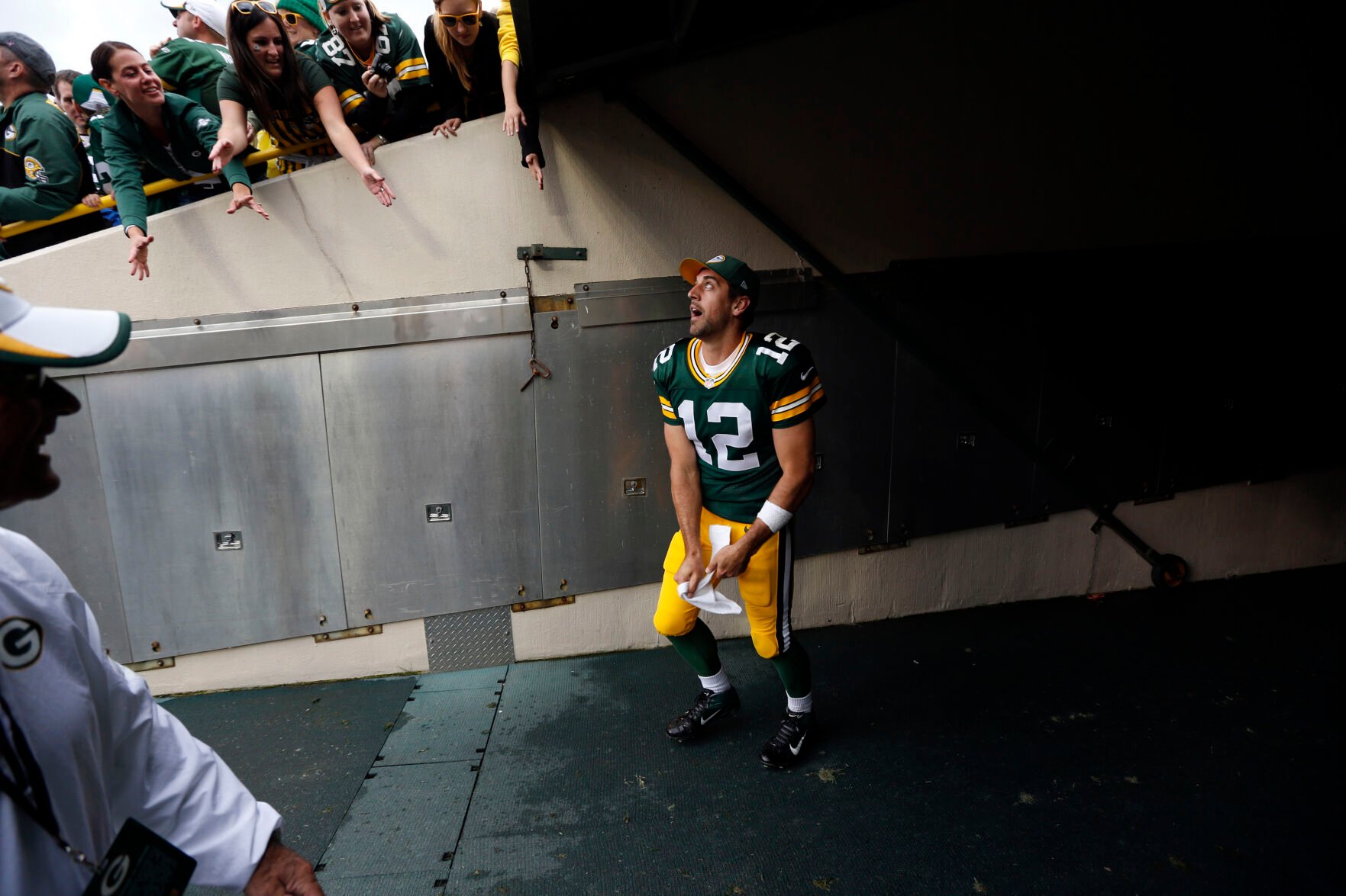 2013: Aaron Rodgers throws for career-high 480 yards in win over Washington
